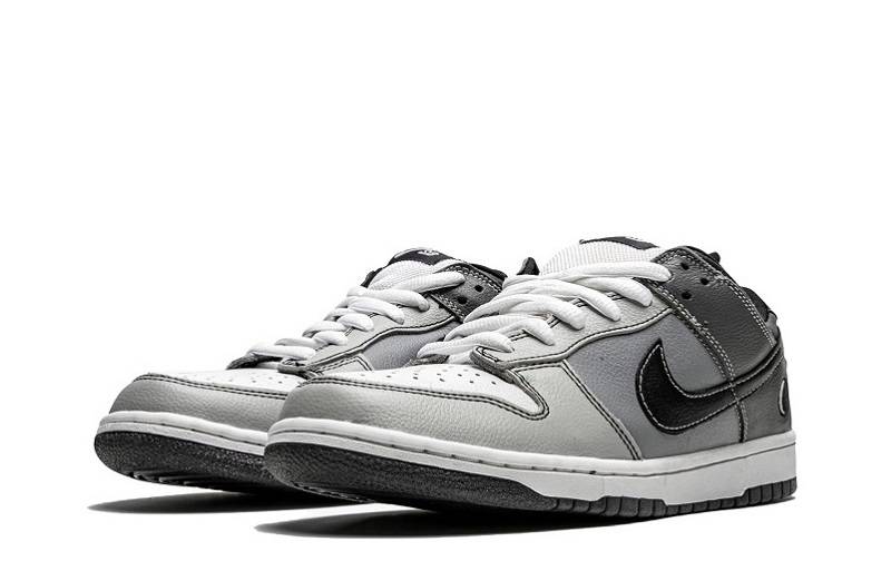 Nike Sb Dunk Low “Lunar Eclipse West”