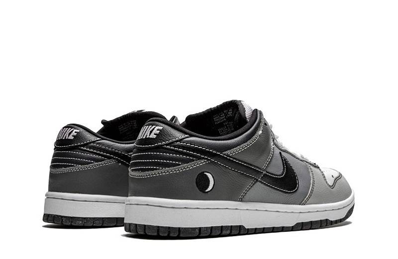 Nike Sb Dunk Low “Lunar Eclipse West”