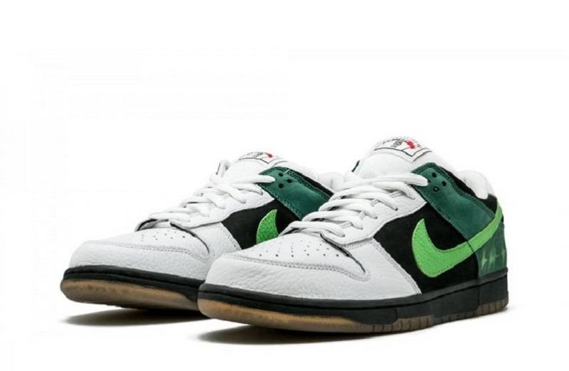 Dunks Low “C&Amp;K”