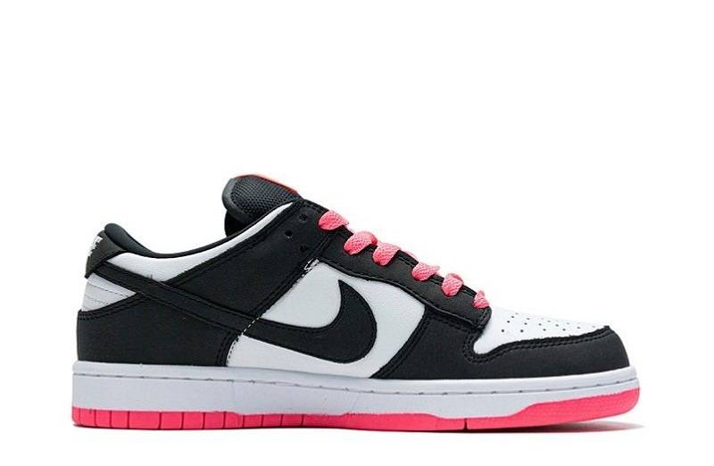 Dunk Low Pro Se &Quot;Black White Peach&Quot;