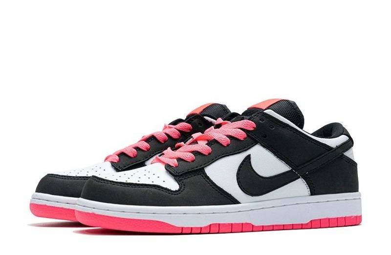 Dunk Low Pro Se &Quot;Black White Peach&Quot;