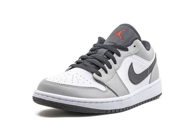 Jordan 1 &Quot;Light Smoke Grey&Quot; Low