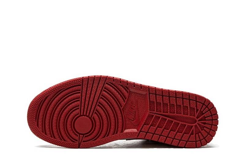 Jordan 1 Low “Gym Red”