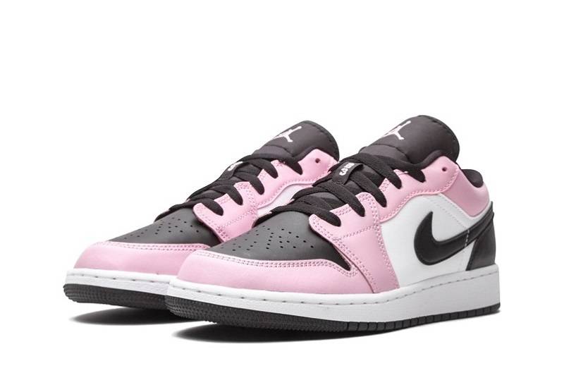 Air Jordan 1 Low “Light Arctic Pink”