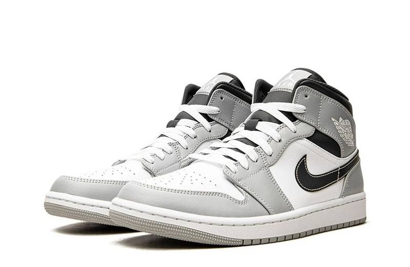 Jordan 1 &Quot;Light Smoke Grey&Quot; Mid