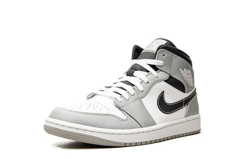 Jordan 1 &Quot;Light Smoke Grey&Quot; Mid