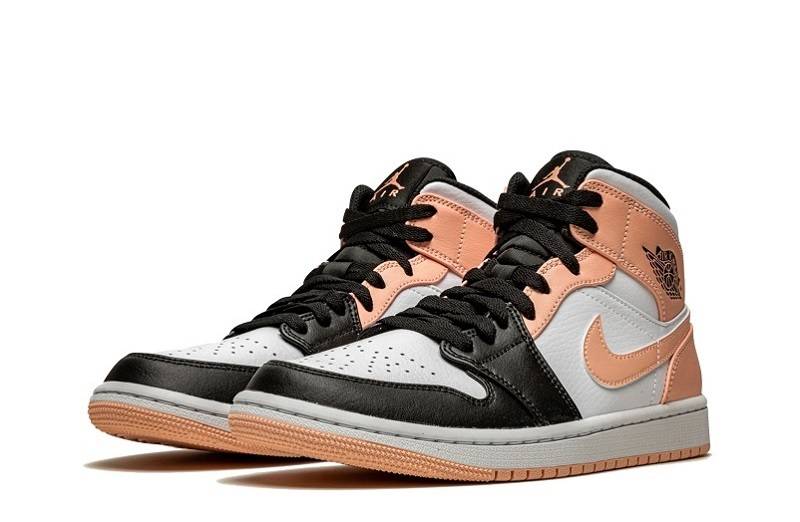 Jordan 1 “Arctic Orange” Mid