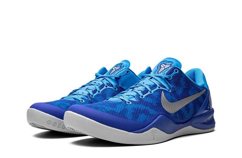 Kobe 8 &Quot;Blue Coral Snake&Quot;