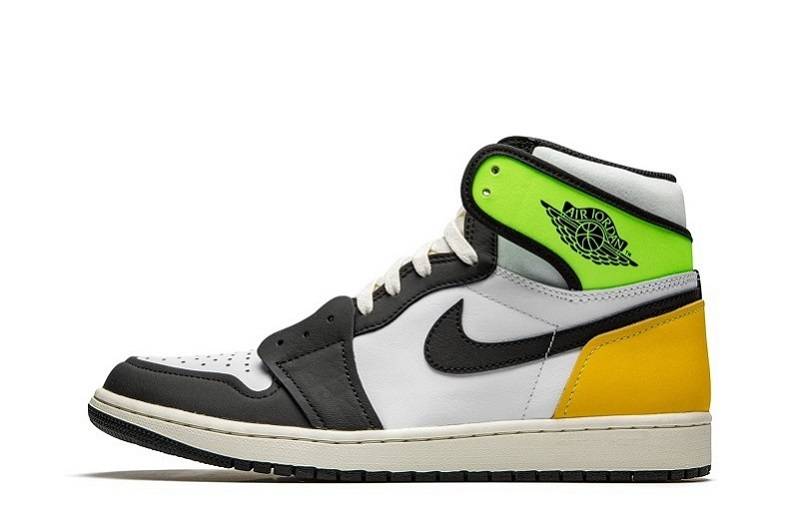 Air Jordan 1 High OG “Volt Gold”