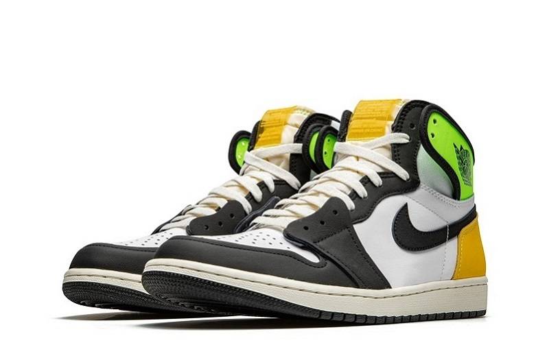 Air Jordan 1 High Og “Volt Gold”