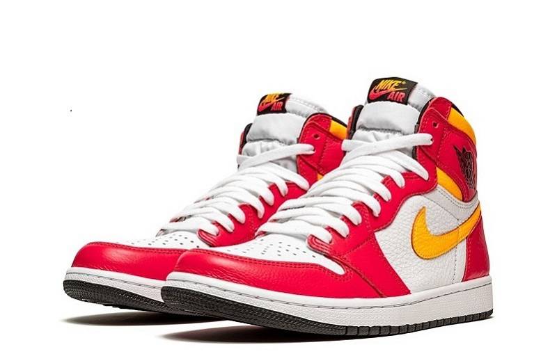 Air Jordan 1 High Og “Light Fusion Red”