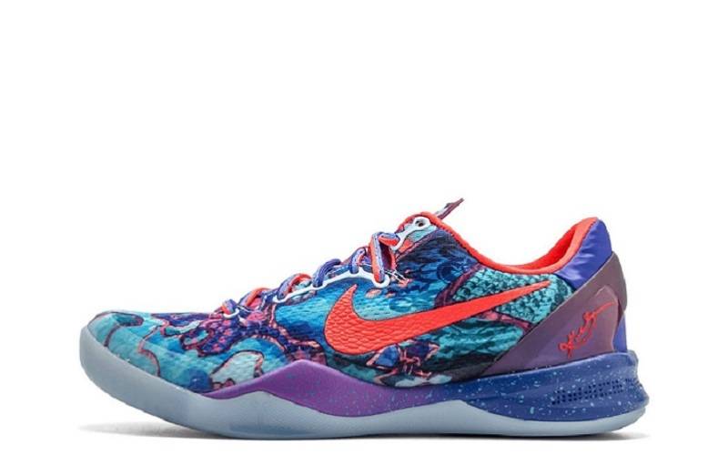 Kobe 8 System Premium “WTK"