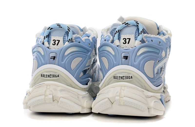 Balenciaga Wmns Runner Sneaker &Quot;Light Blue&Quot;