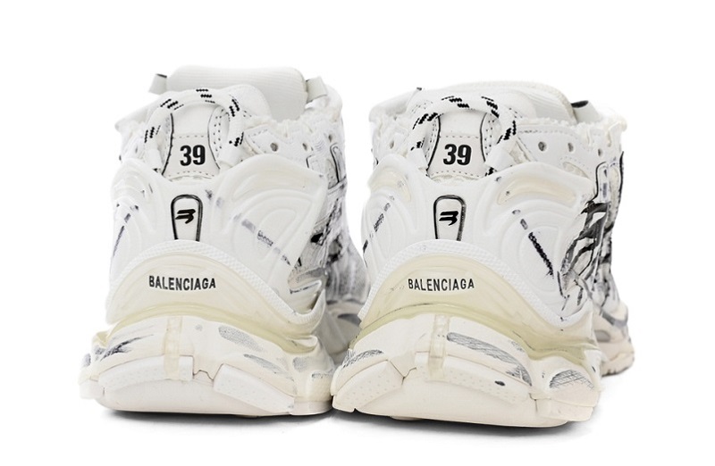 Balenciaga Runner Sneaker &Quot;Graffiti - White Black&Quot;