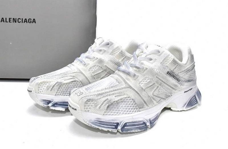 Balenciaga Phantom Sneaker “White Dirty”