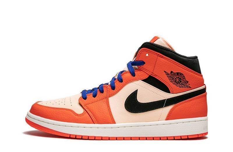 Air Jordan 1 “Team Orange” Mid