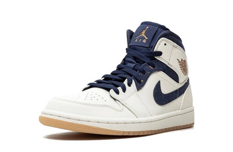 Jordan 1 &Quot;Jeter&Quot; Mid