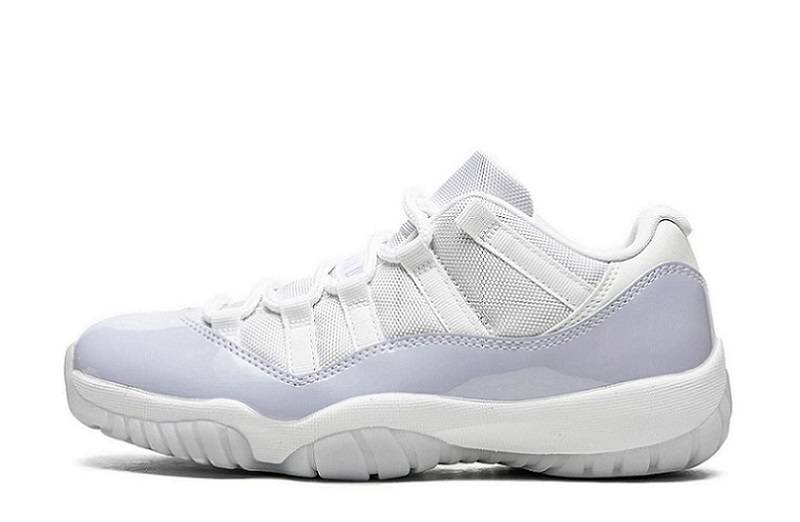 Jordan 11 Low "Pure Violet"