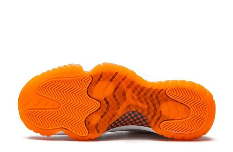 Air Jordan 11 Low Wmns “Citrus”