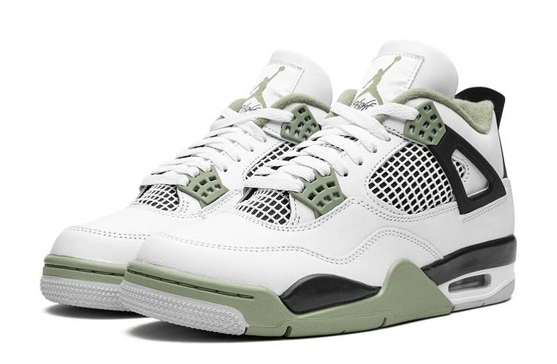 Air Jordan 4 Retro “Seafoam” (Wmns)