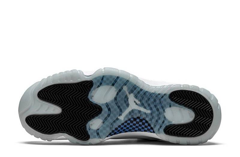 Air Jordan 11 Low “Legend Blue”