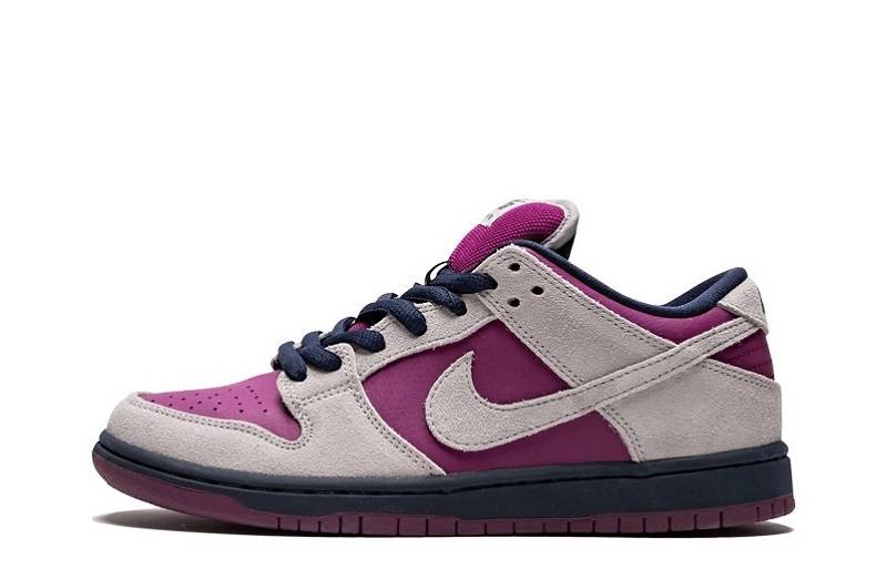 SB Dunk Low “True Berry”