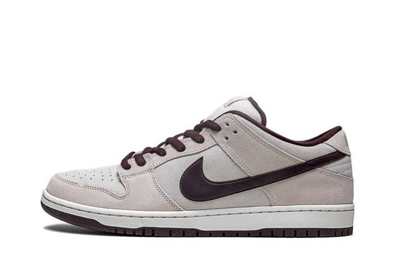 SB Dunk Low “Desert Sand Mahogany”