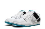 Nike SB Dunk Low “Laser Blue”