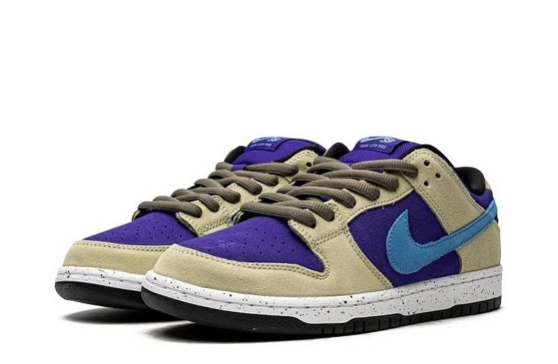 Sb Dunk Low “Celadon”