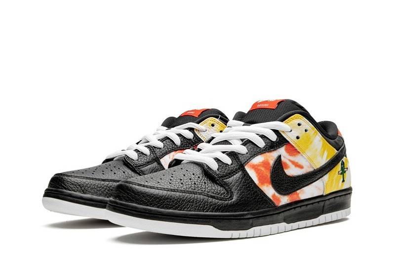 Sb Dunk Low “Raygun Tie-Dye”