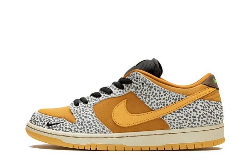 SB Dunk Low “Safari”