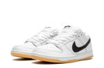 Dunk Low SB "White Gum"