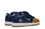 SB Dunk Low "Metallic Gold"