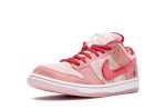 StrangeLove x Dunk Low SB “Valentine's Day”