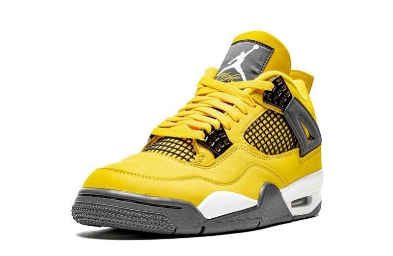 Air Jordan 4 “Lightning”