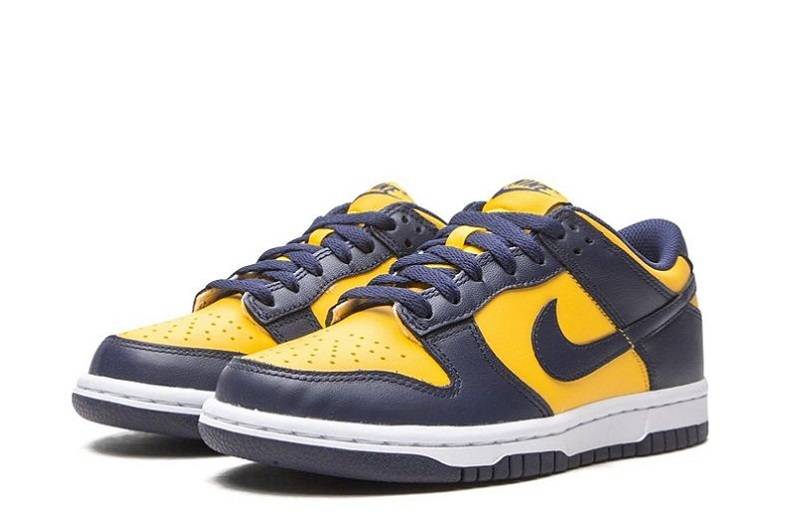 Dunk Low &Quot;Michigan&Quot;