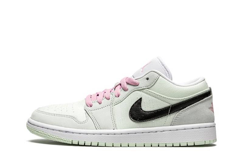 Wmns Air Jordan 1 Low SE "Barely Green"