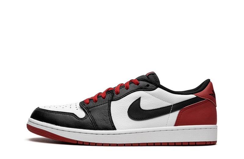 Air Jordan 1 Retro Low OG "Black Toe"