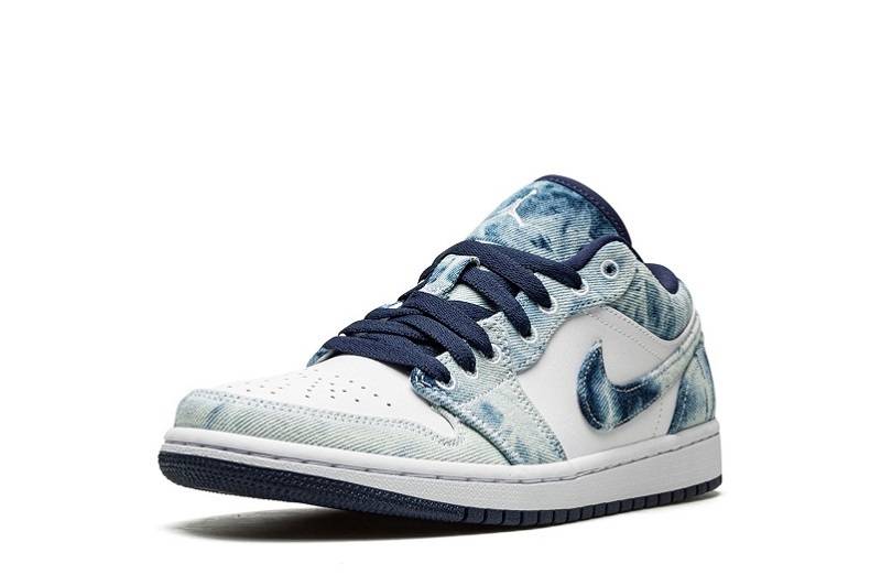 Air Jordan 1 Low “Washed Denim”