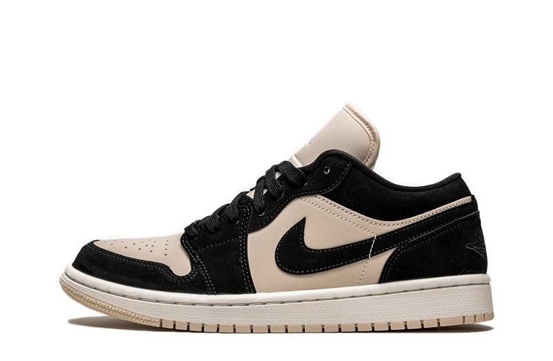 Wmns Air Jordan 1 Low "Black Guava Ice"