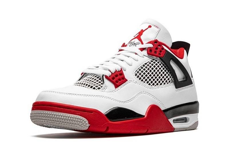 Air Jordan 4 Retro “Fire Red 2020”