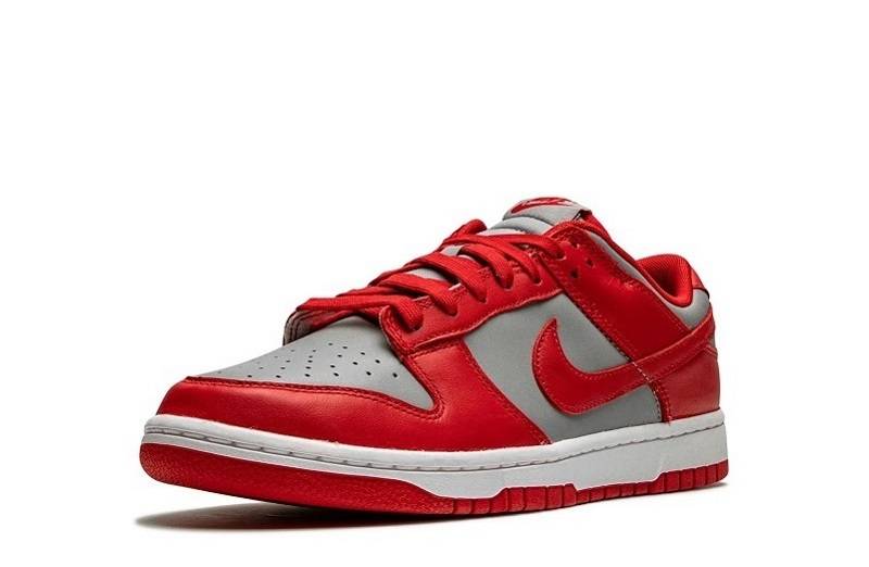 Dunk Low “Unlv”