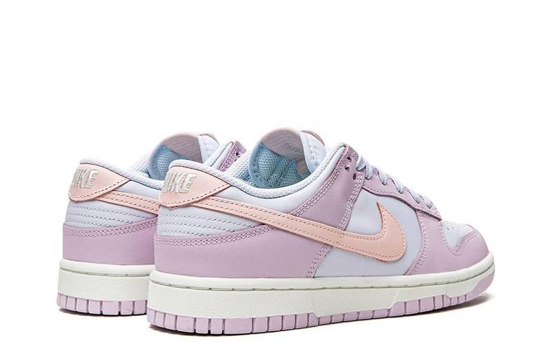 Nike Dunk Low “Easter”