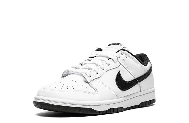 Nike Dunk Low “White/Black” Wmns