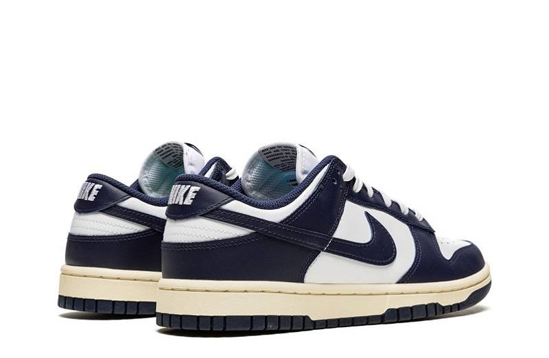 Dunk Lows “Vintage Navy”