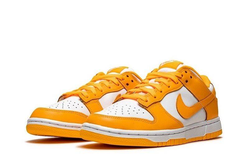 Dunk Low “Laser Orange”