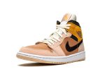 Wmns Air Jordan 1 Mid SE "Particle Beige"