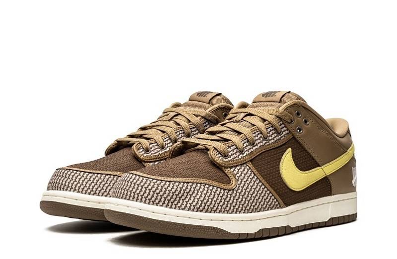 Dunk Low &Quot;Undefeated - Canteen&Quot;