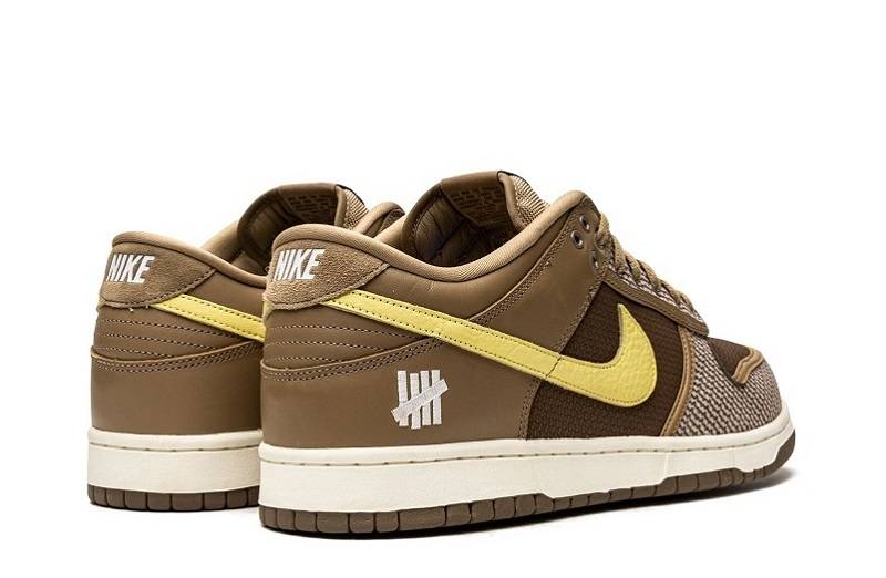 Dunk Low &Quot;Undefeated - Canteen&Quot;