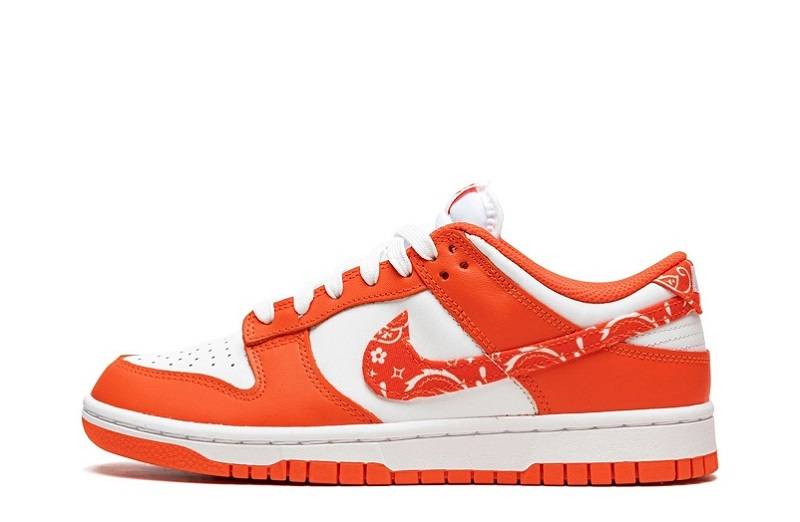 Dunk Low “Orange Paisley”